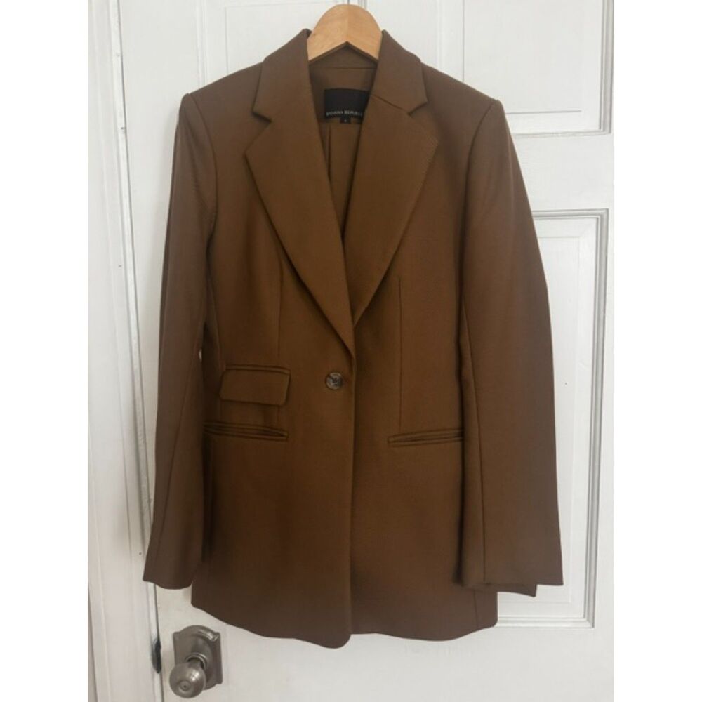 Banana Republic Lido Sculpted Italian Wool pant suit, Cinnamon, size 6/4